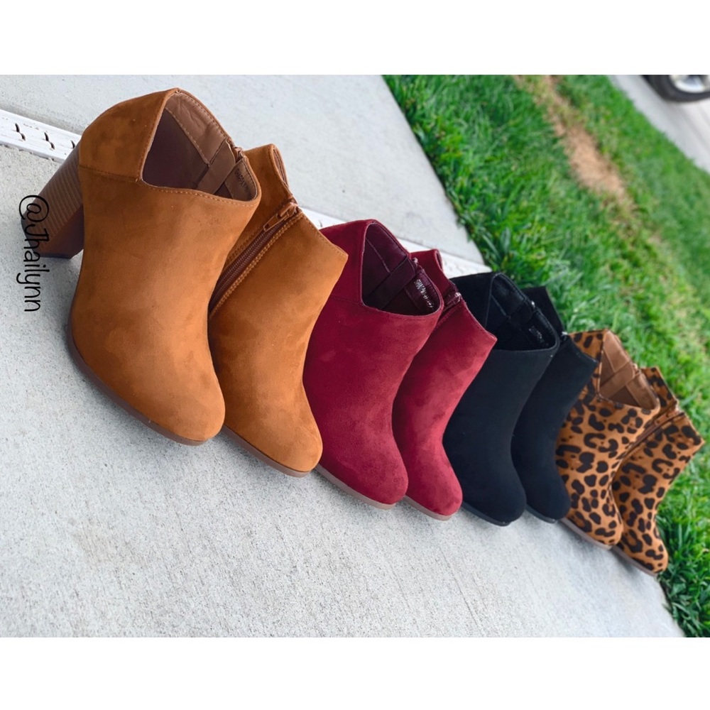 Leopard Ankle booties - Picture 7 of 9